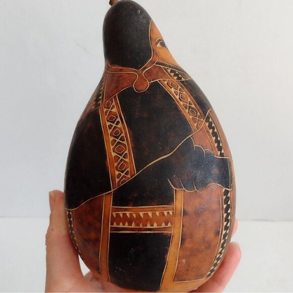 Vintage Handcarved Peruvian Gourd Man W/ Jug Cup Folk Art Musical Rattle 7" - Picture 4 of 8